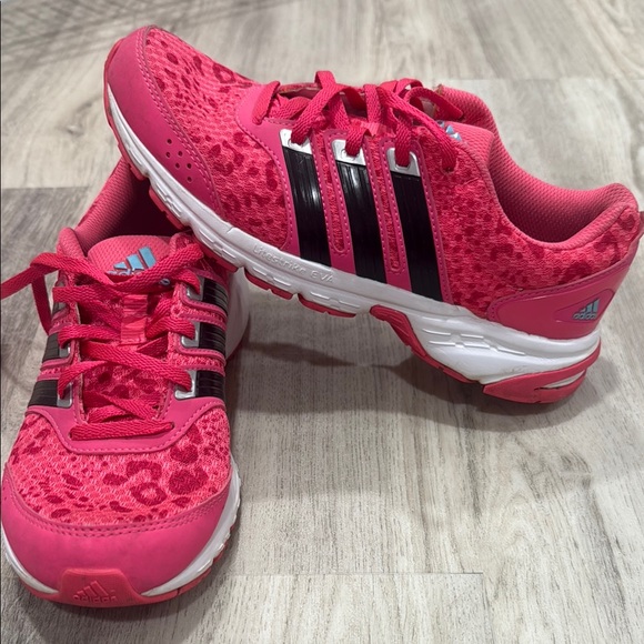 Adidas Pink and Black Athletic Shoes with Textured Design - Picture 3 of 3